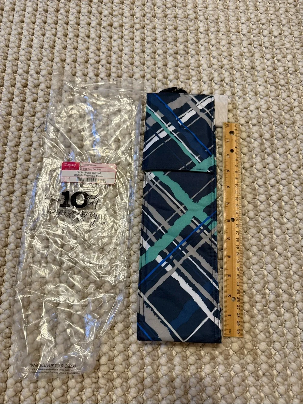 thirty-one Navy Plaid bottle thermal. New with tag.